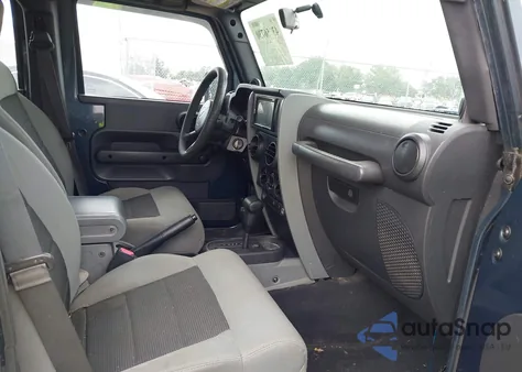 2008 Jeep Wrangler Unlimited Unlimited X z USA, uszkodzony, nr VIN 1J4GA39198L529900